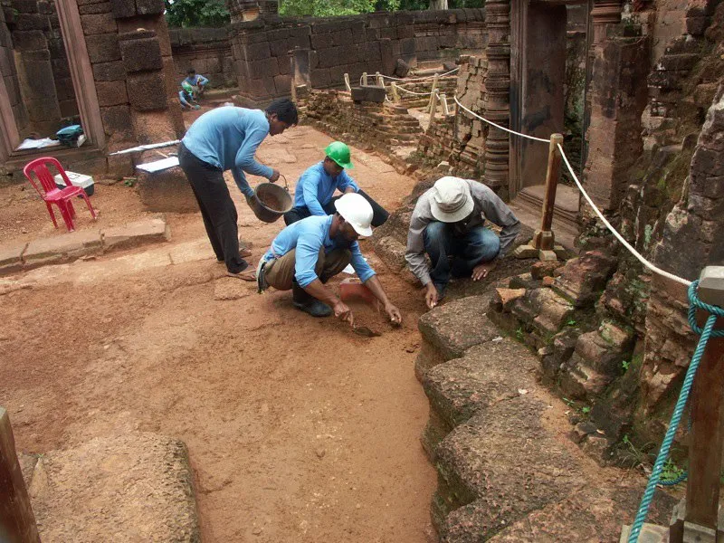 Banteay Srei Temple