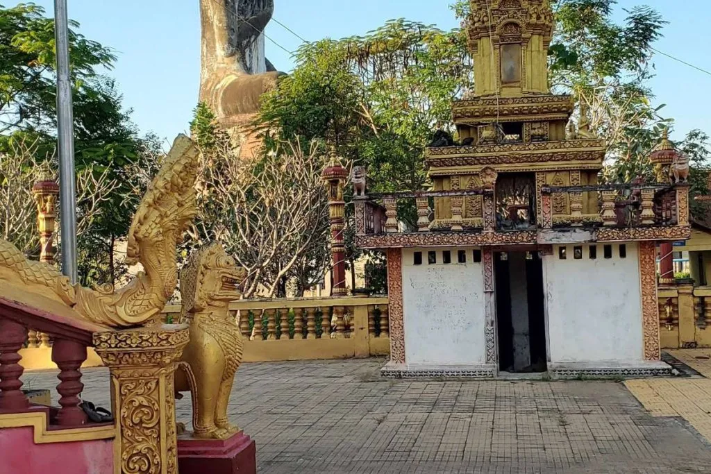 Ek Phnom Pagoda